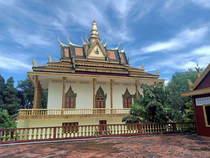 Small Group Sihanoukville Exploration from Cruise Port - Independence Park and the city’s public symbols