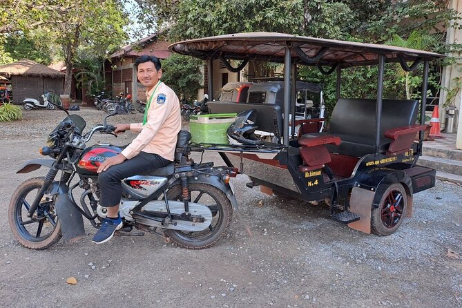 Sunrise Angkor Wat Temple Half Day Tour ( Small-Group Tour) - Bayon’s stone faces