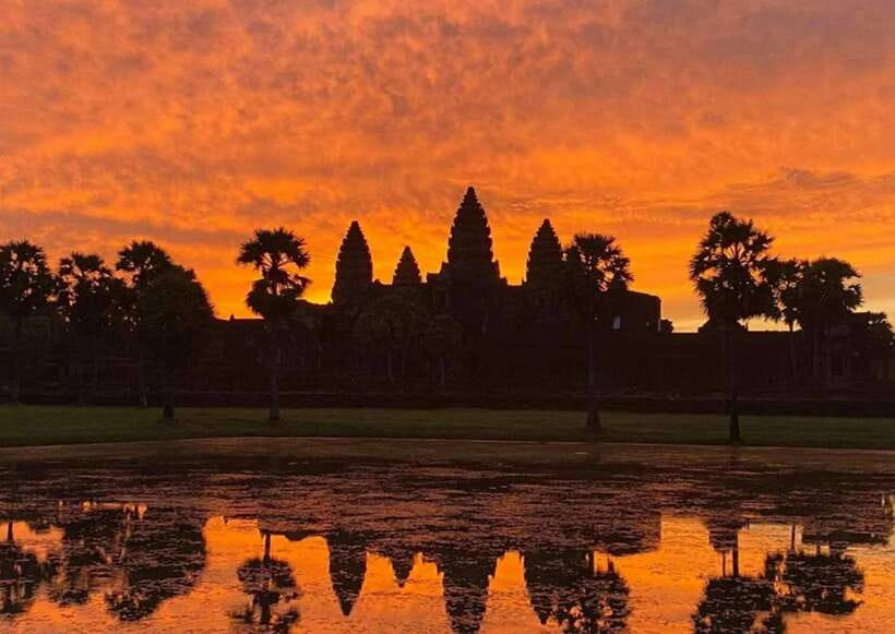 Sunrise at Angkor Wat and Small Tour with Tours Guide - Why the 4:30 AM start is worth considering