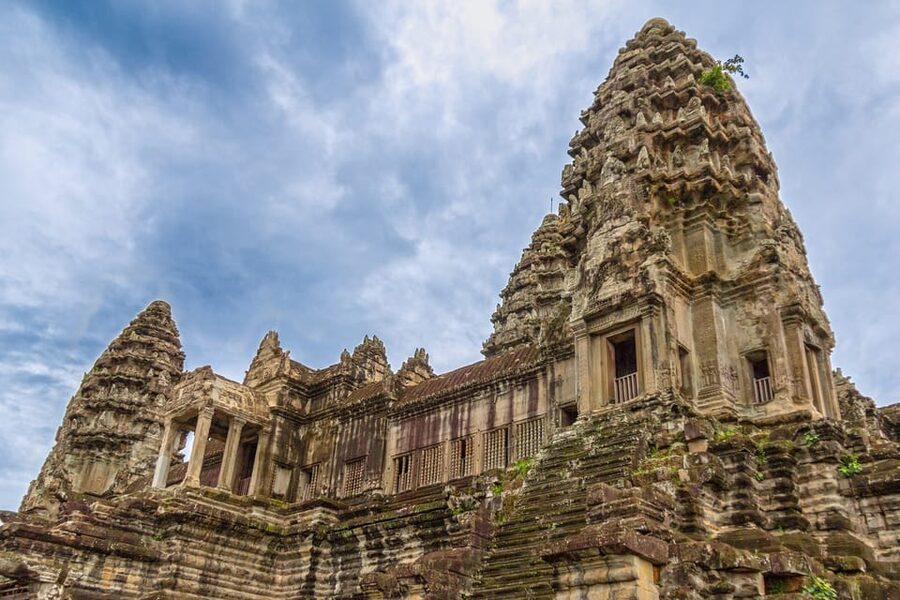 Sunrise at Angkor Wat Temple: 3-Hour Private Tour - Comfort, Drinks, and What to Bring
