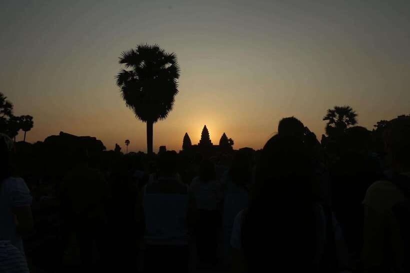 Sunrise at Angkor Wat Temple: 3-Hour Private Tour - How the Tour Handles Weather and Schedule Changes