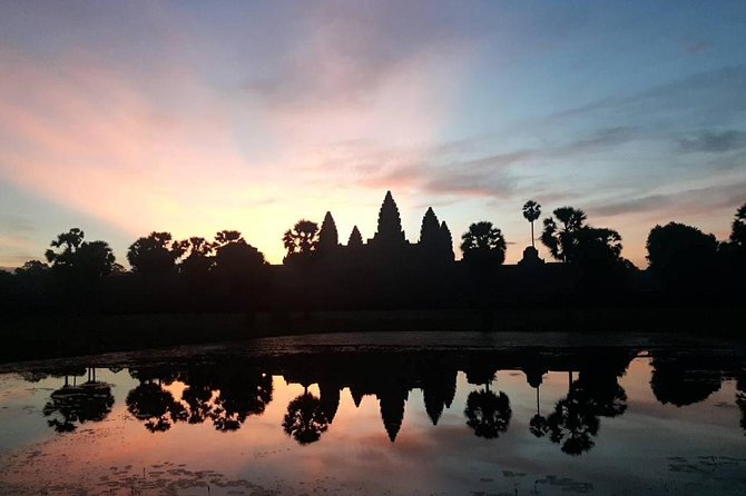 Sunrise Small Group Tour to Angkor Wat Temple - Why the sunrise at Angkor Wat is worth the early alarm