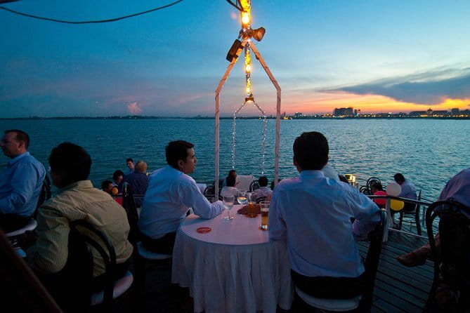 Sunset Cruise on the Mekong with Kanika Boat - Why this short cruise works in Phnom Penh