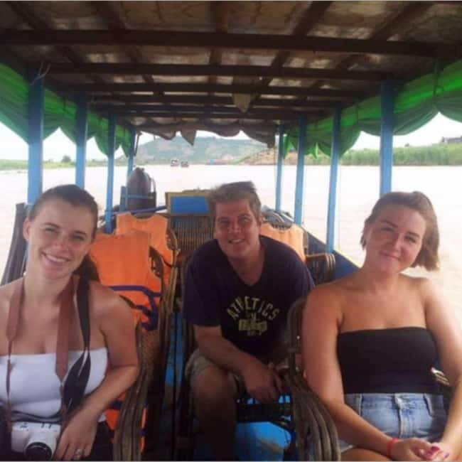 Sunset Kompong Pluk Floating Village - The 30-minute road through rice fields and villages