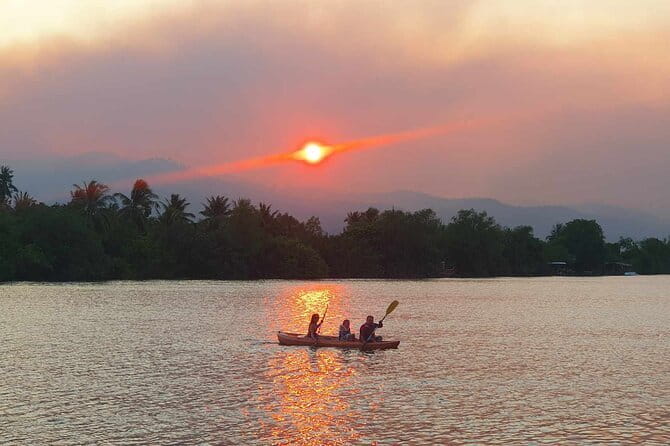 Sunset Scenic Kayaking and Swimming Activity - Meeting Sey and keeping the group small