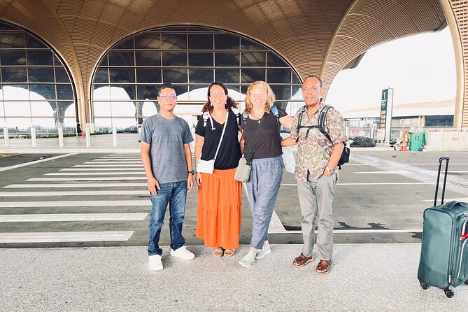 Techo International Airport Transfer - From Phnom Penh to the airport for a flight