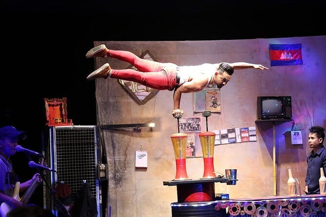 The Cambodian Circus Show and Pub Street Night Market - Why Phare Circus is more than a night out