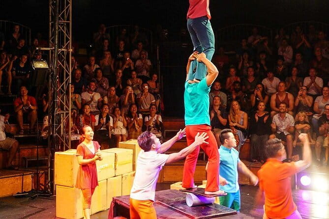 The Cambodian Circus Show and Pub Street Night Market - Who will enjoy this evening most