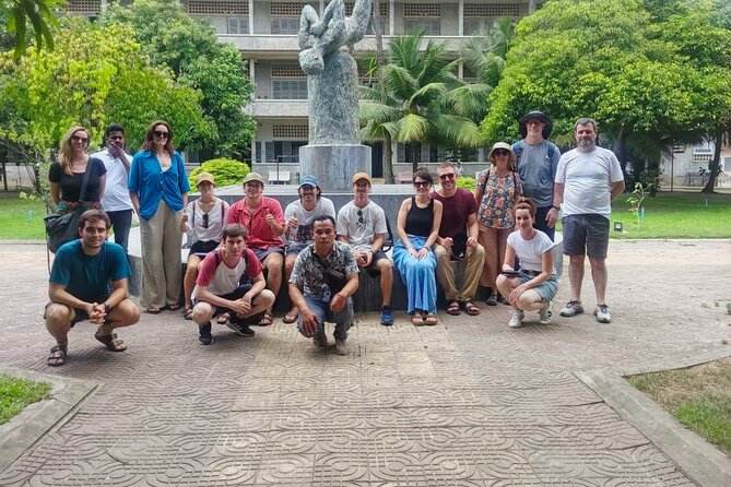 The Killing Field and Toul Sleng Genocide Museum (S21) Tour - Who should book this tour