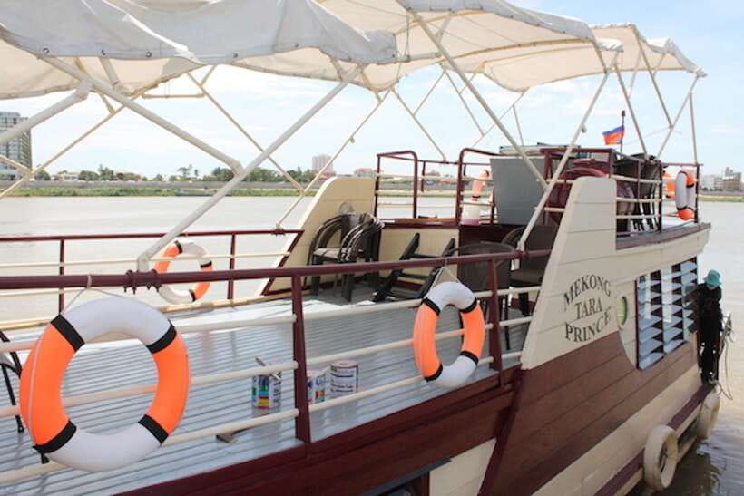 Tonle Sap Cruise & land Tour between Phnom Penh & Siem Reap - What the $239 price really covers