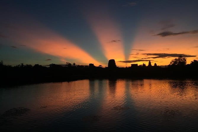 Two Day Angkor Temples Tours - Preah Khan, Neak Pean, and Ta Som
