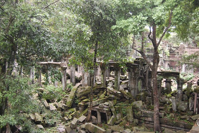 Two Days Angkor Wat Park-Beng Mealea and Kampong Phluk Village - Why the 5 AM Angkor Wat start matters