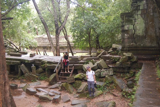 Two Days Angkor Wat Park-Beng Mealea and Kampong Phluk Village - Day 1: Angkor Thom’s royal monuments