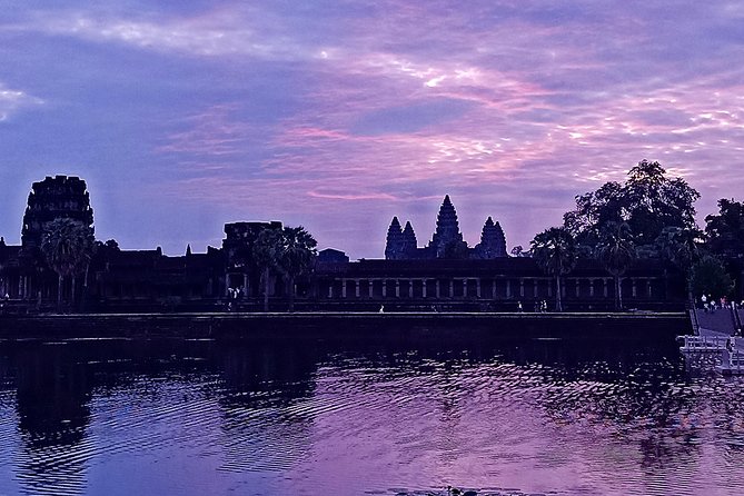 Unveiling 2 Days Private Angkor Wat/Beyond In Sunrise/Sunset Tour - Choosing between Pre Rup and Phnom Bakheng for sunset