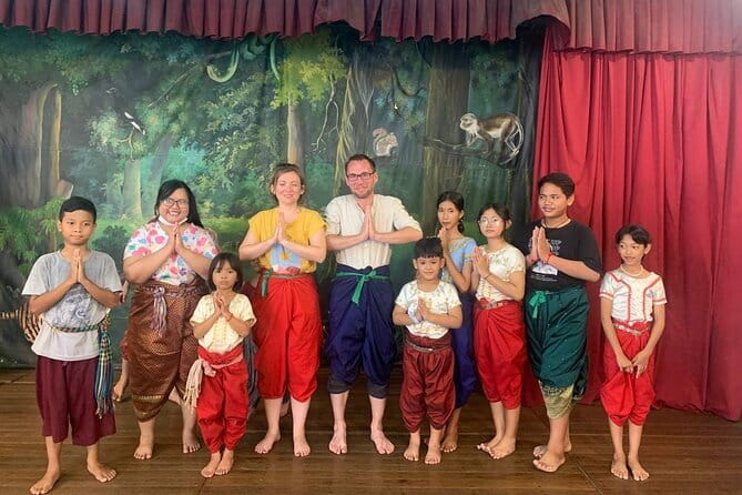 Watch Live Khmer Traditional boxing in Phnom Penh - Who will enjoy this experience most